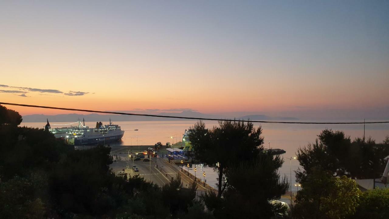 דירות ראפינה The Anchor - Next To The Port, Airport & Athens מראה חיצוני תמונה